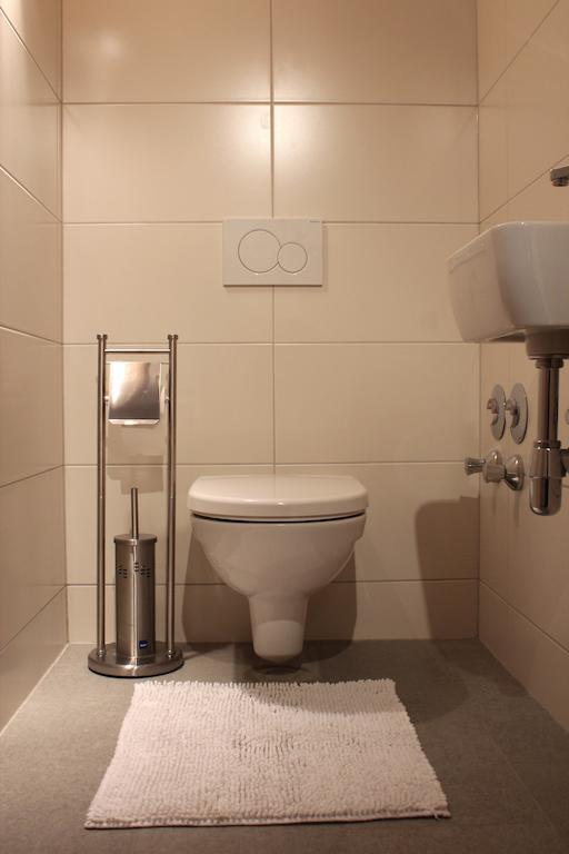 Apartment Nester ชตุมม์ ห้อง รูปภาพ